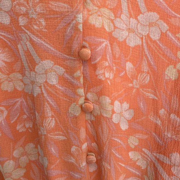 XS | NWT- Highline Collective smocked waist top, peachy- floral. - Picture 2 of 12